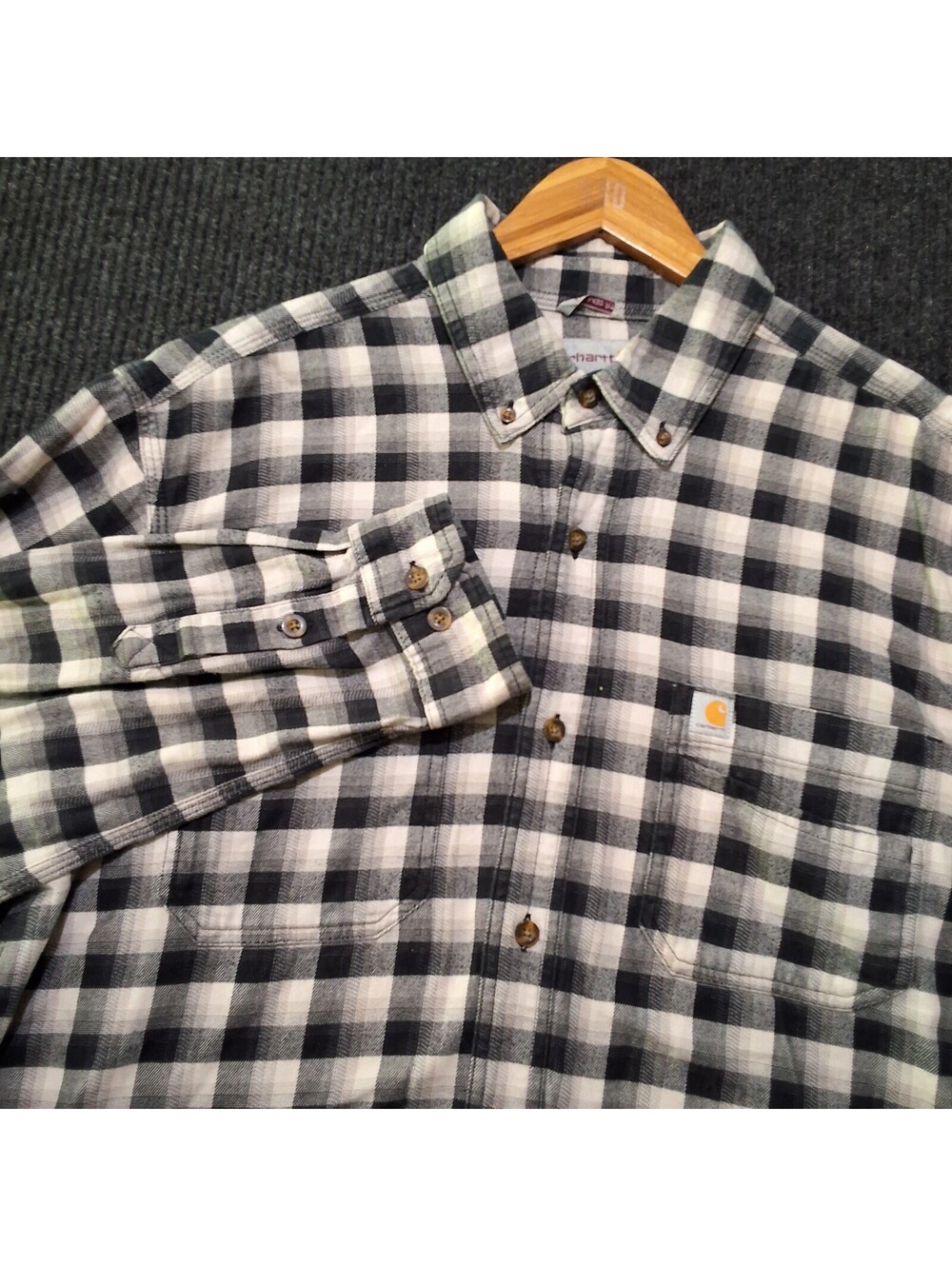 Carhartt Men's Relaxed Fit Black and Cream Plaid Button-Up Shirt Large